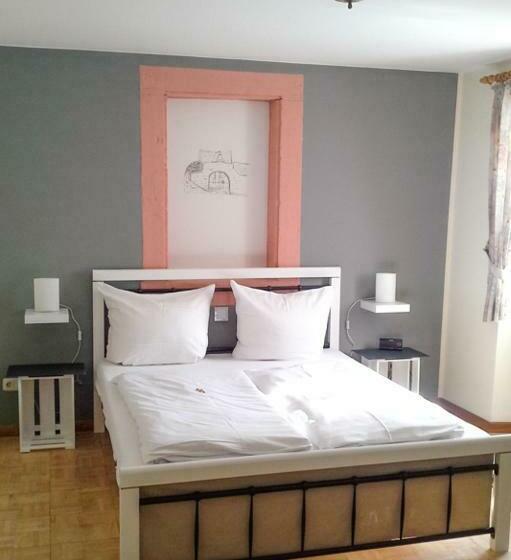 הוסטל Weinhaus Kurtrierer Hof