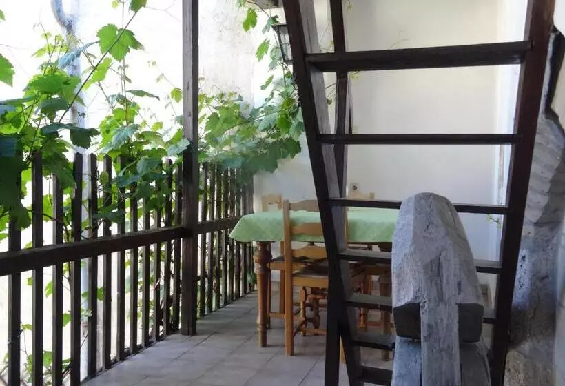 Aamiaismajoitus (B&B) Gästehaus Auf Der Kunstmeile