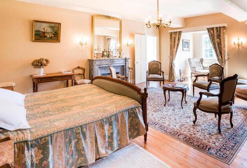 Bed and Breakfast Manoir De Sens