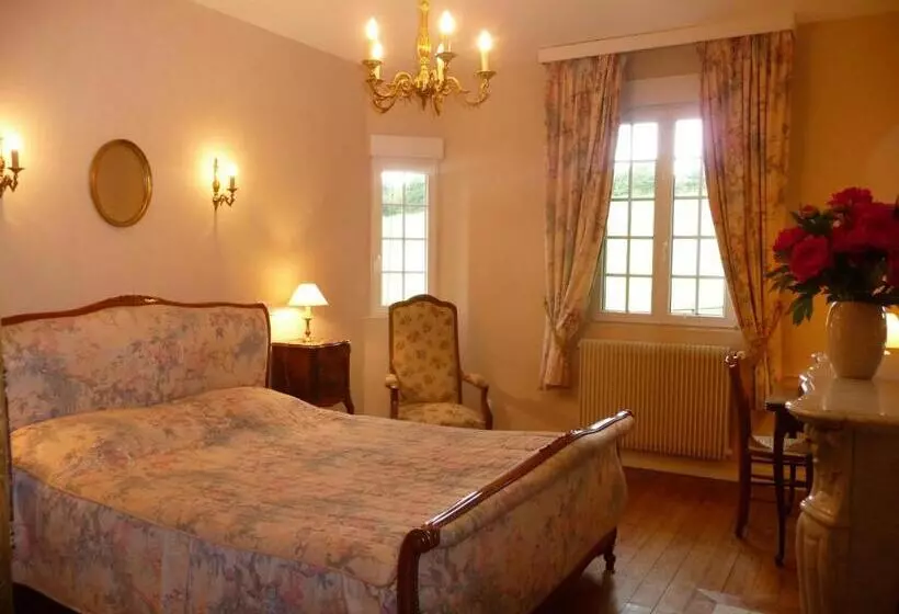 ベッドアンドブレックファースト Manoir De Sens