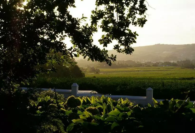 هتل Hartebeeskraal Selfcatering Cottage