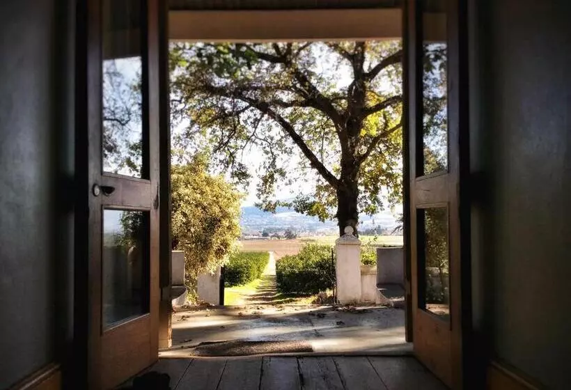 هتل Hartebeeskraal Selfcatering Cottage