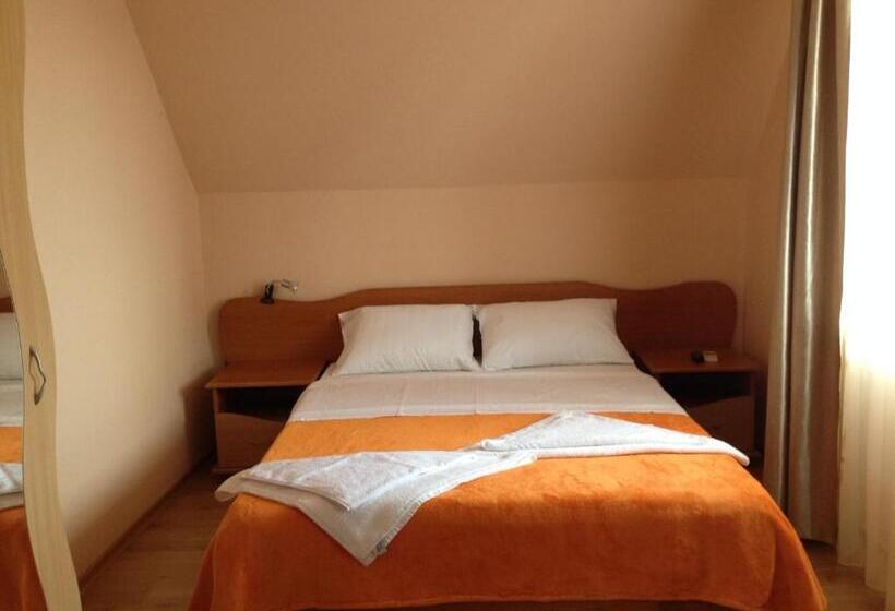 膳宿费 Casa Mario