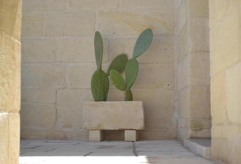 펜션 Corte Kalìnora