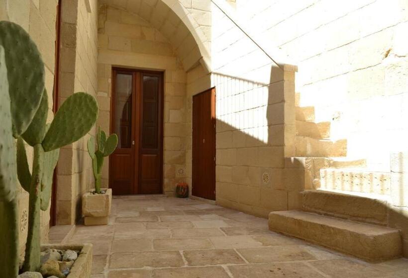 펜션 Corte Kalìnora