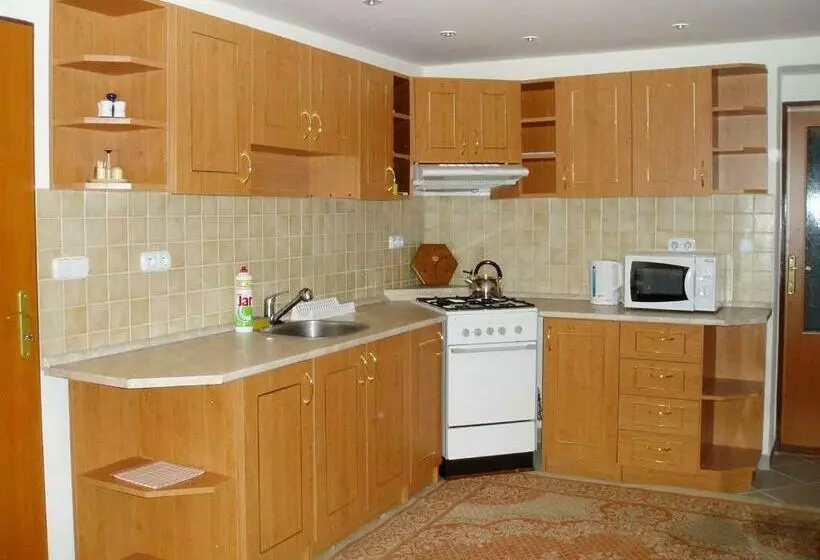 Majatalo Guest House Boba