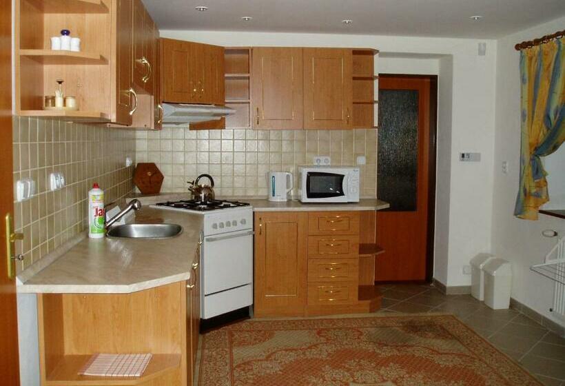 ペンション Guest House Boba