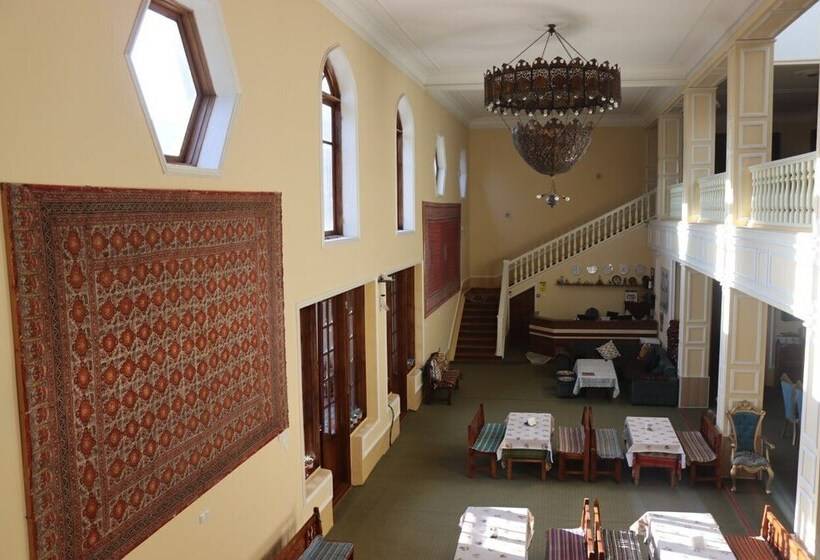 پانسیون Guest House Ikathouse