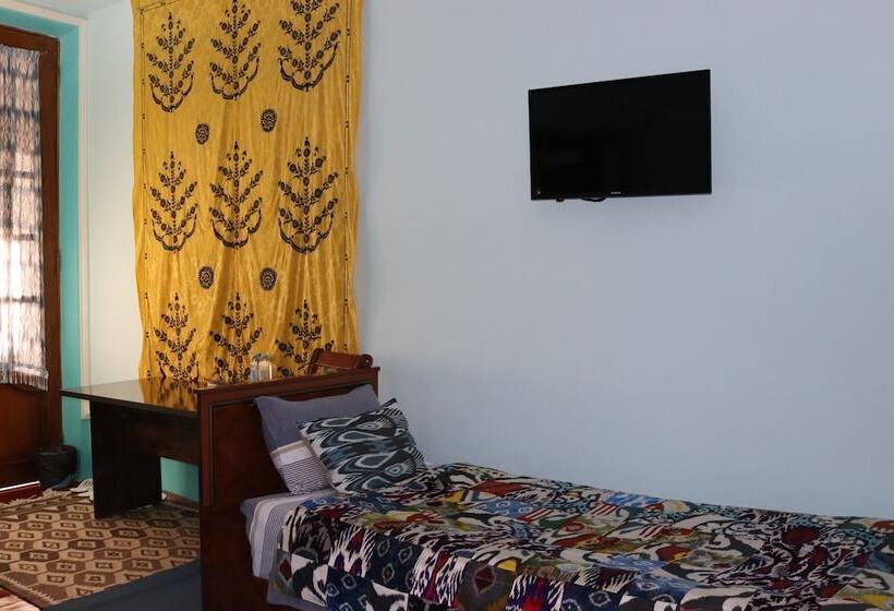 Pansiyon Guest House Ikathouse