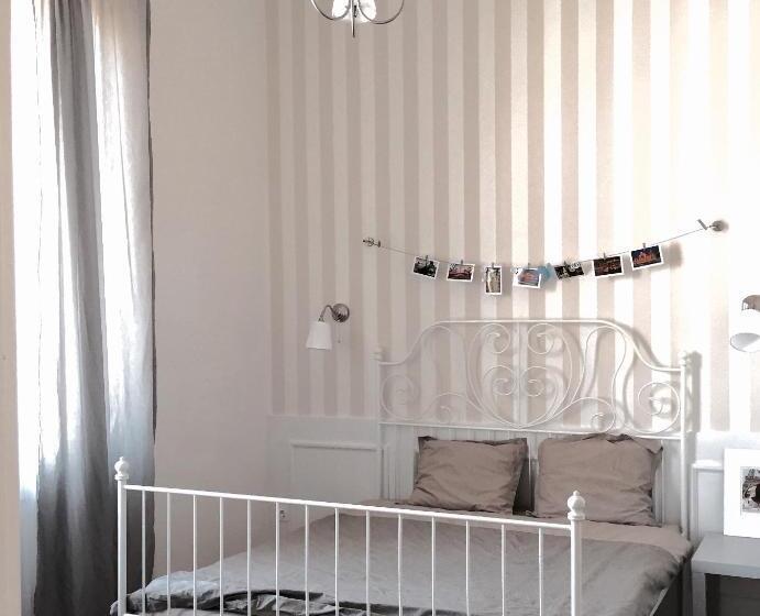 پانسیون Hello Puli Parliament