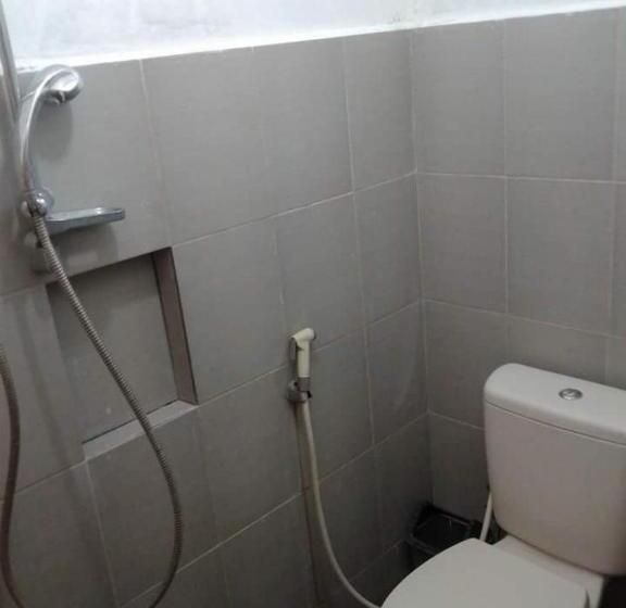 פנסיון Kenangan Guest House