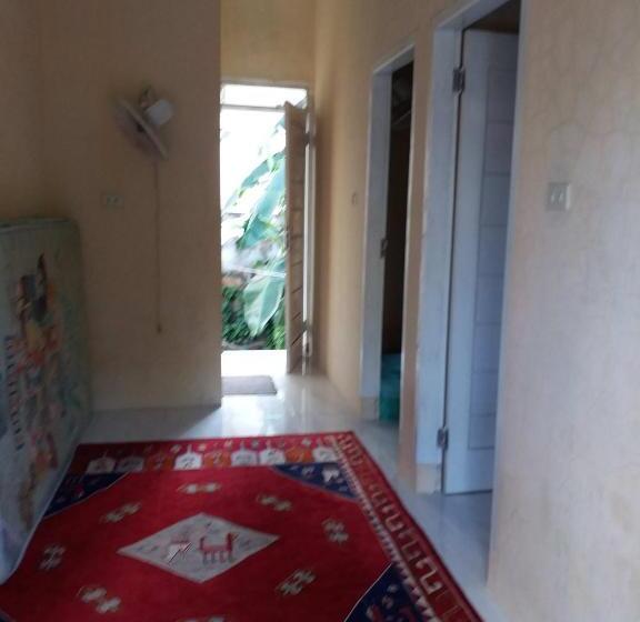 פנסיון Kenangan Guest House