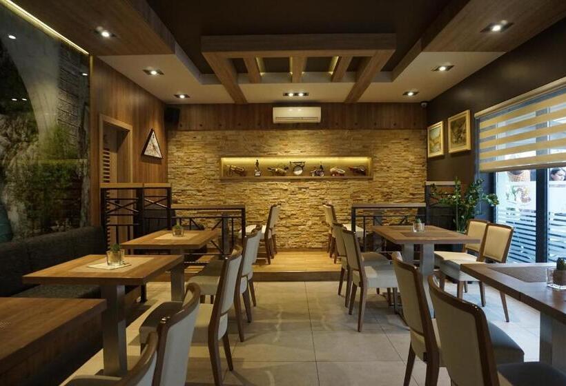 پانسیون Rooms And Apartment Soča Kobarid