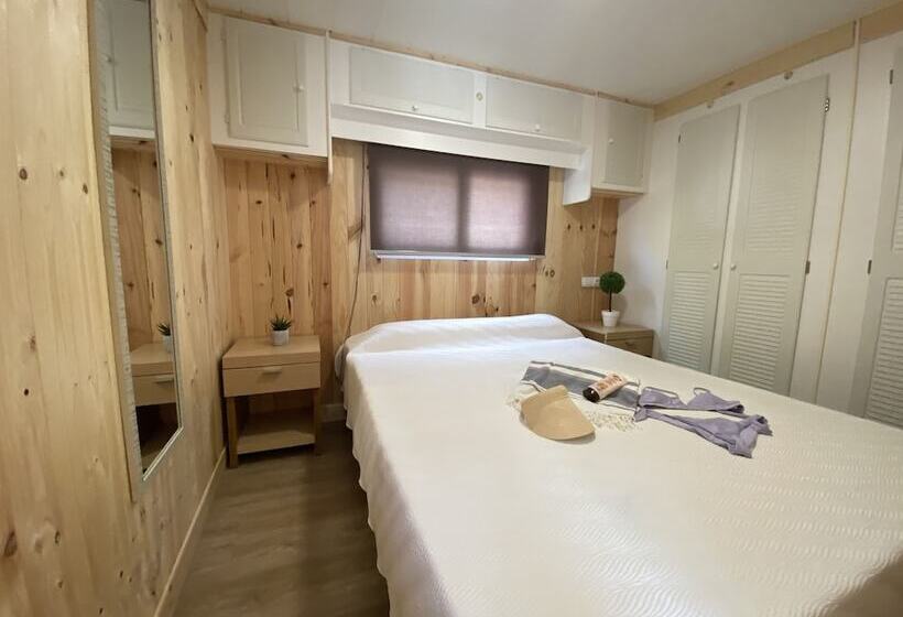 ユースホステル Camping Arena Blanca