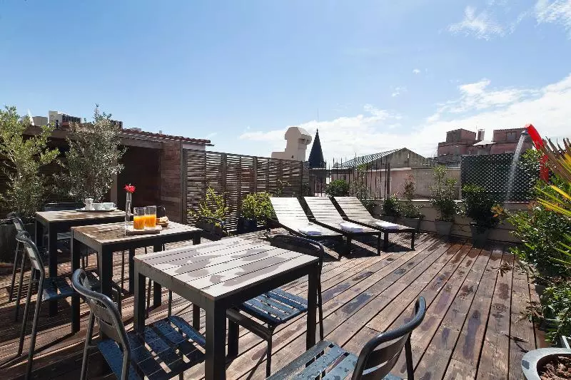 Aspasios Urquinaona Apartments