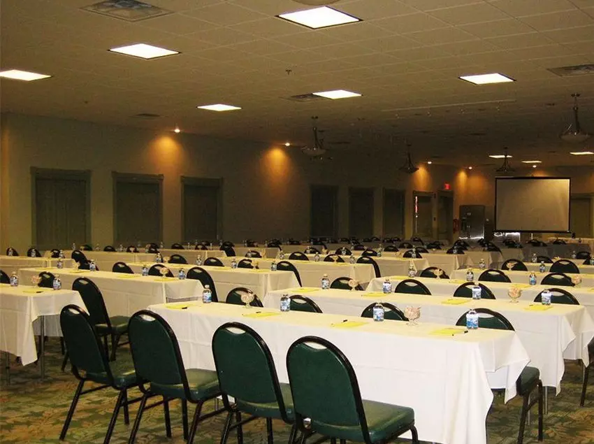 Atrium Hotel & Conference Center