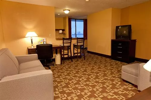 Atrium Hotel & Conference Center