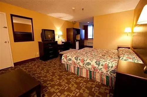 Atrium Hotel & Conference Center