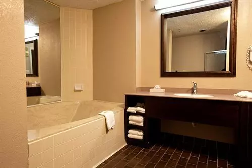 Atrium Hotel & Conference Center