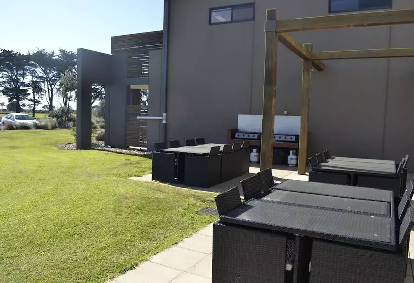 Barwon Heads Resort At 13th Beach