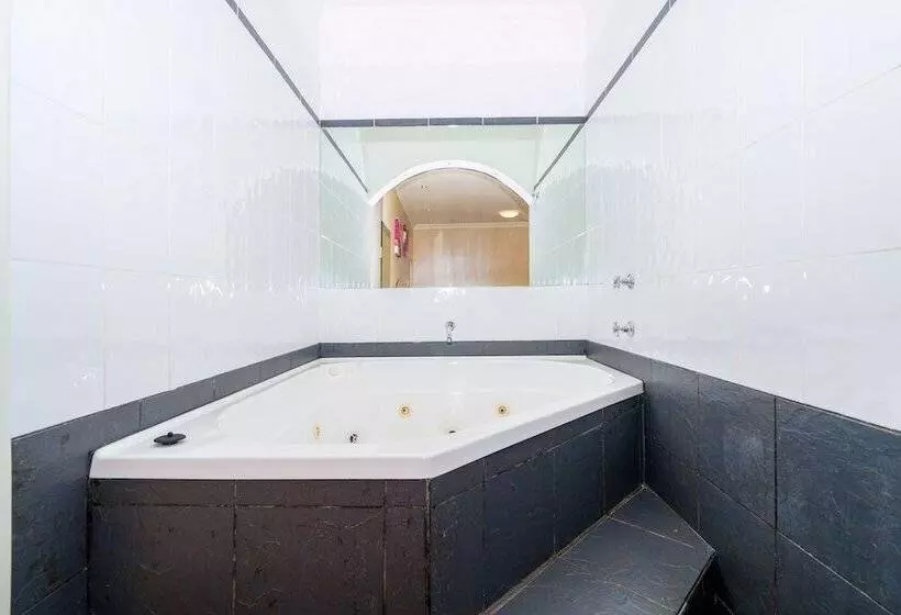 Blue Mountains Heritage Motel