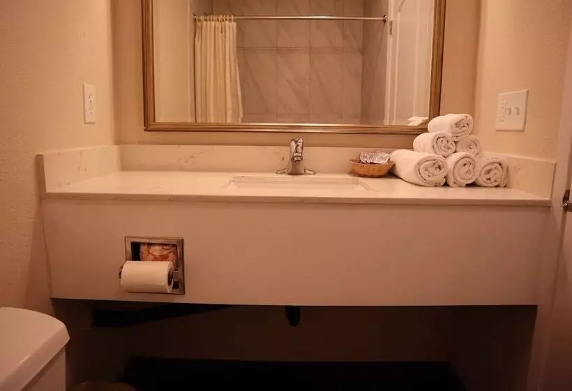 Capri Motel Santa Cruz Beach Boardwalk