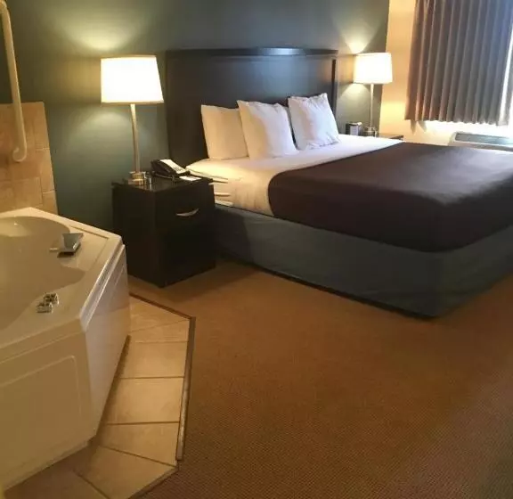 ホテル Americinn By Wyndham Monmouth