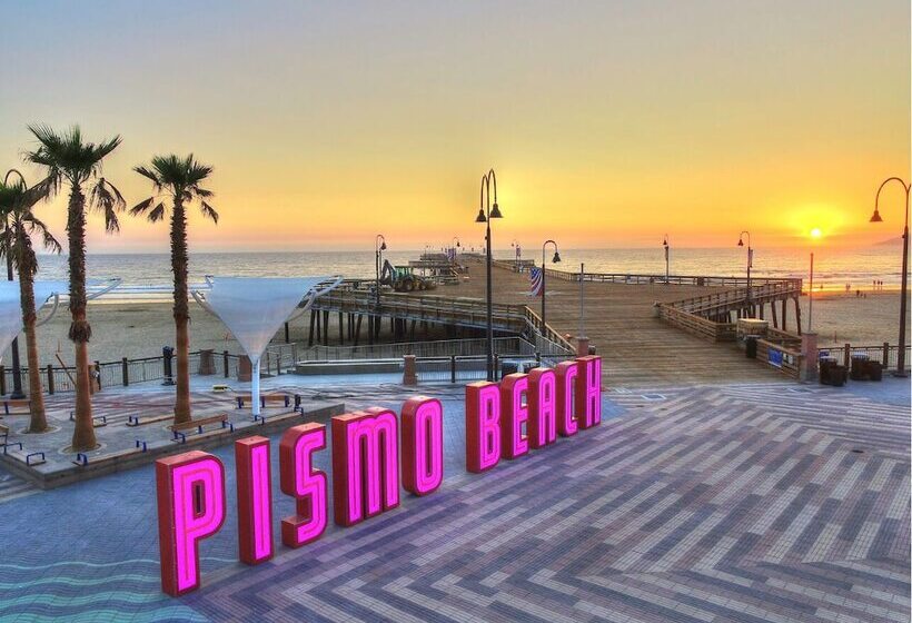 ホテル Beachwalker Inn & Suites