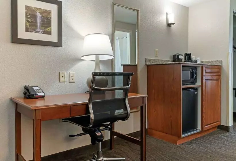 Otel Best Western Executive Inn & Suites