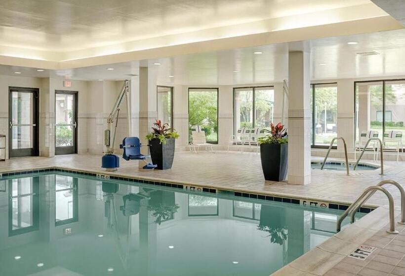 호텔 Courtyard By Marriott Springfield