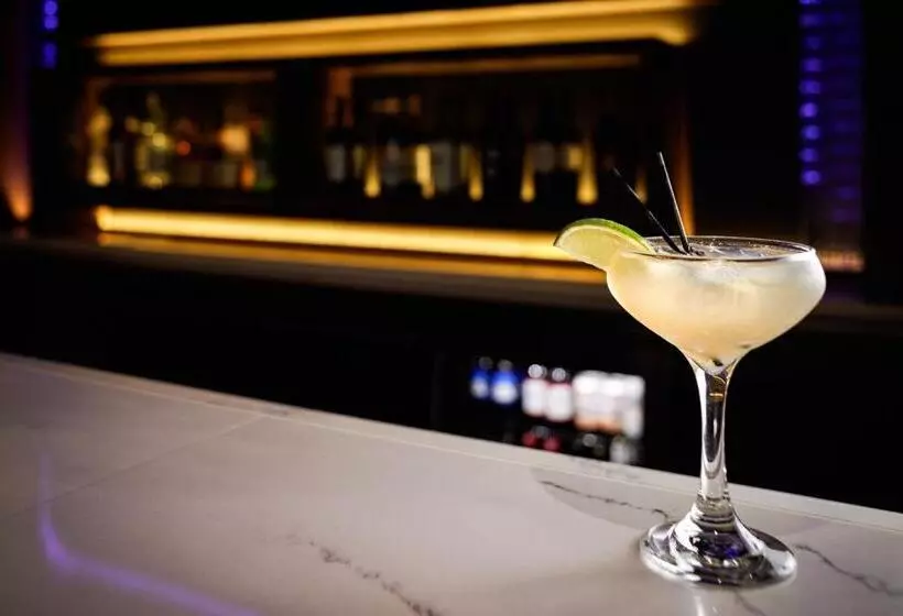 ホテル Courtyard By Marriott Springfield