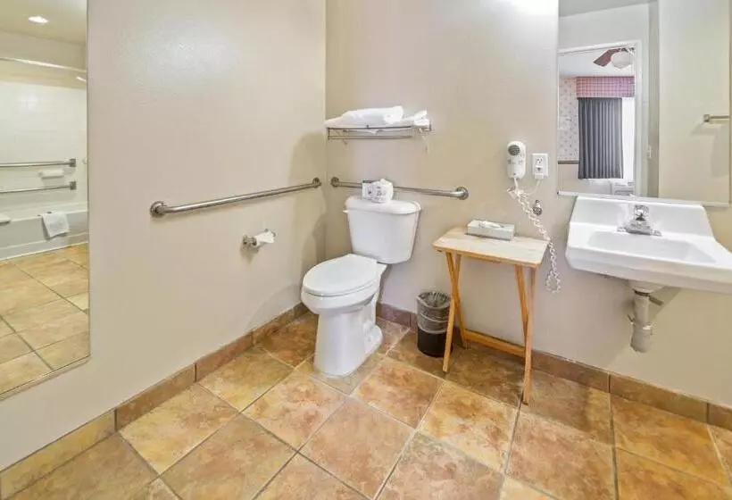 酒店 Days Inn By Wyndham Lebec