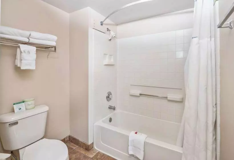 酒店 Days Inn By Wyndham Lebec