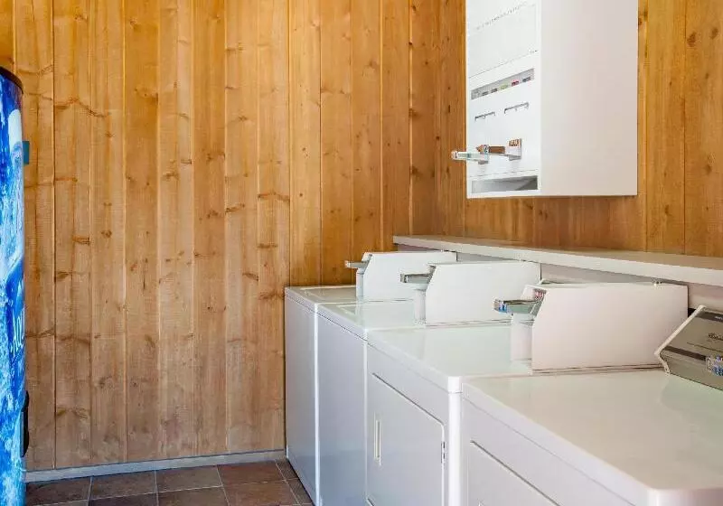 酒店 Days Inn By Wyndham Lebec