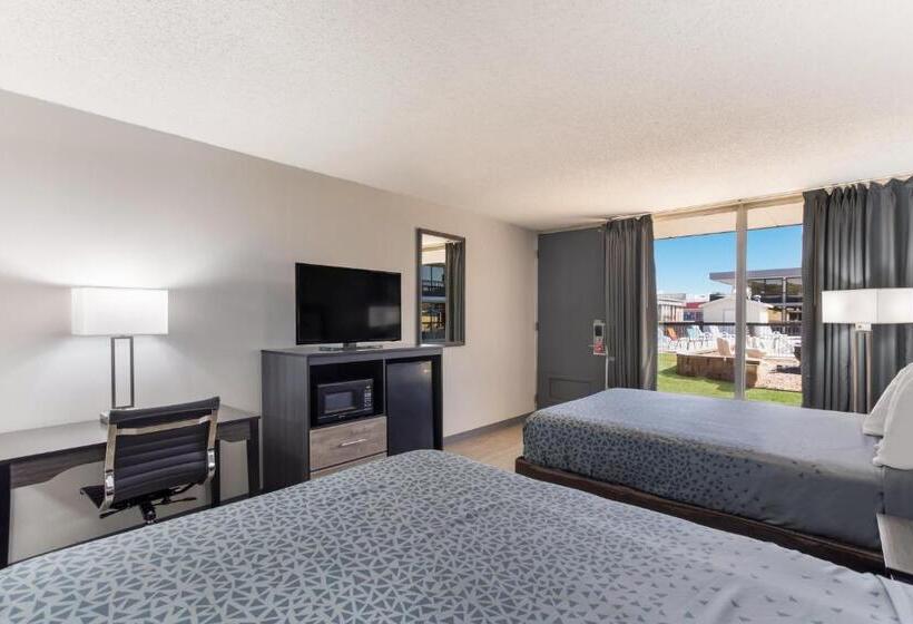 Отель Econo Lodge