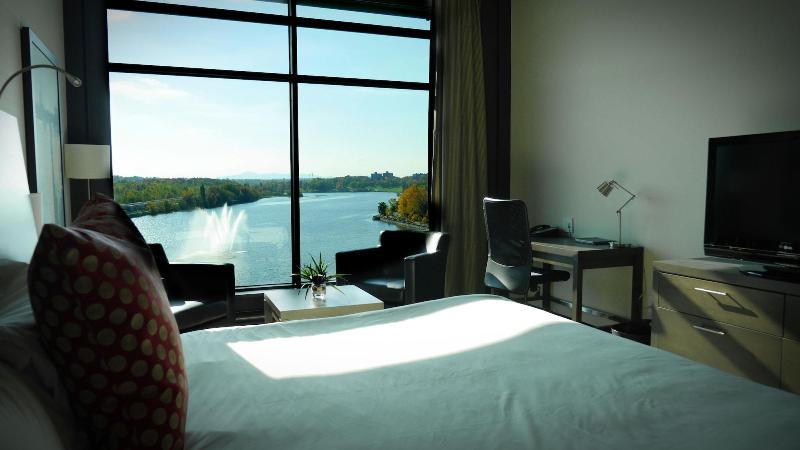 Grand Hotel Times Sherbrooke