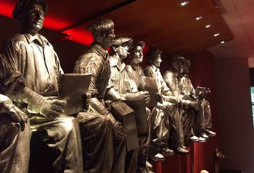 Grand Hotel Times Sherbrooke