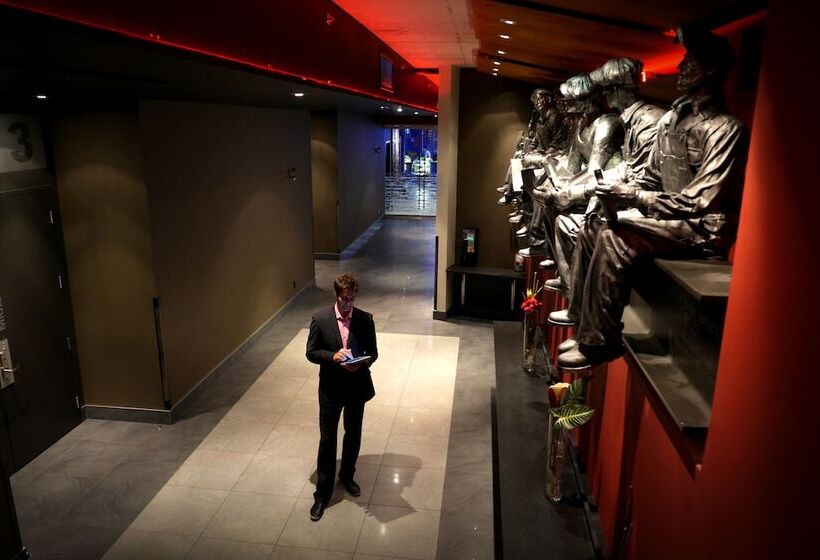 Grand Hotel Times Sherbrooke