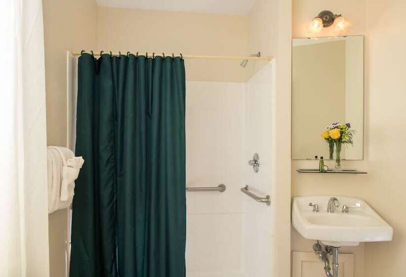 בית מלון כפרי Idlwilde Inn