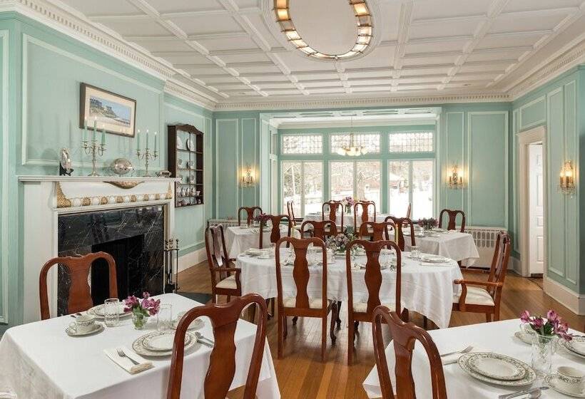 בית מלון כפרי Idlwilde Inn