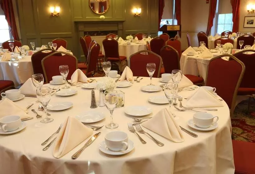 호텔 Inn At Middletown