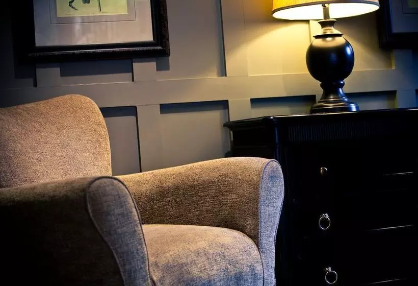 Hotel Inns Of Virginia Falls Church