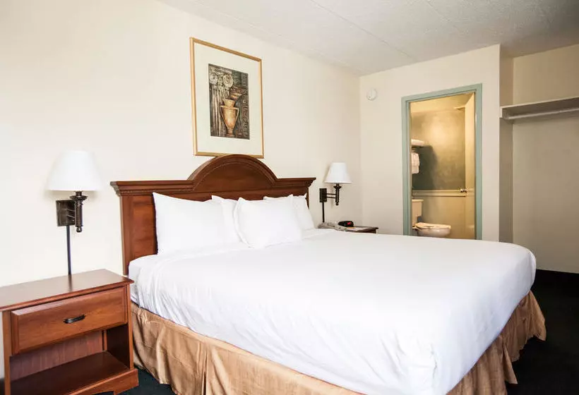 Hotel Inns Of Virginia Falls Church