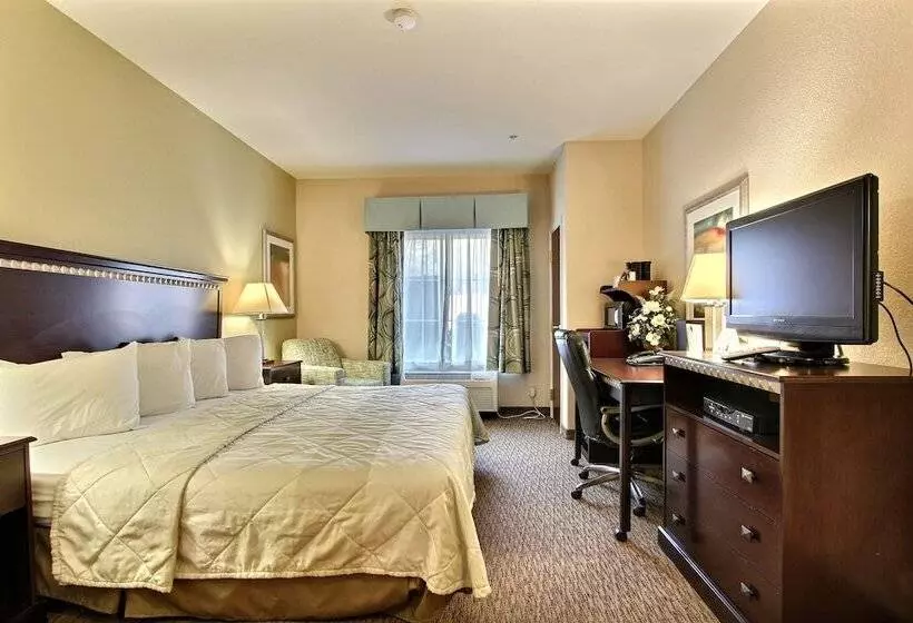 Отель Magnolia Inn And Suites Pooler