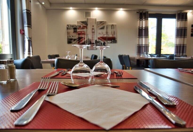 فندق Restaurant La Chaumiere Les Mureaux   Flins