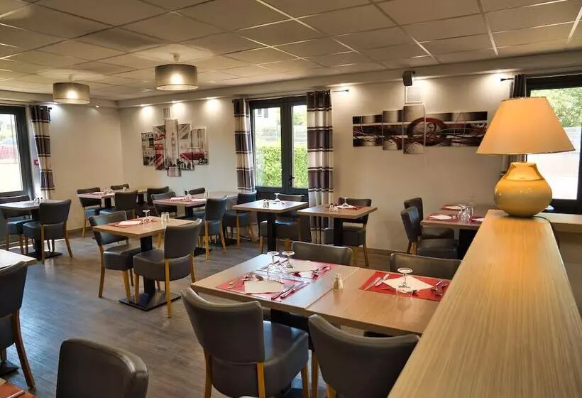 Отель Restaurant La Chaumiere Les Mureaux   Flins