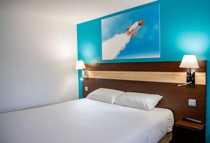 Отель Restaurant La Chaumiere Les Mureaux   Flins