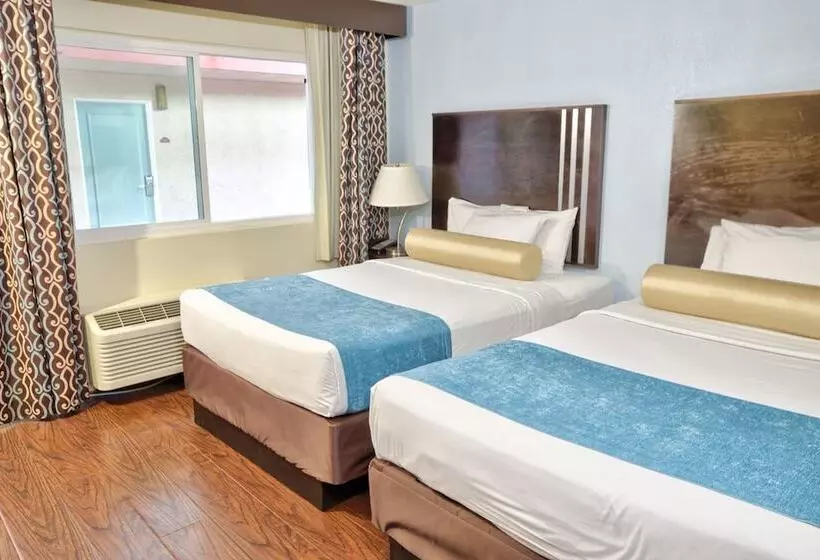 ホテル Sunrise Inn San Diego