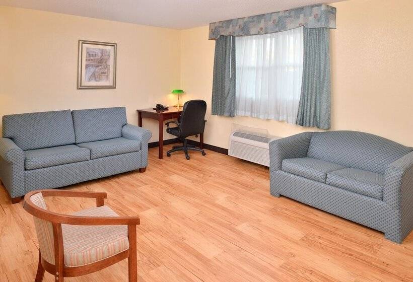 Otel Tower Inn And Suites Of Guilford / Madison