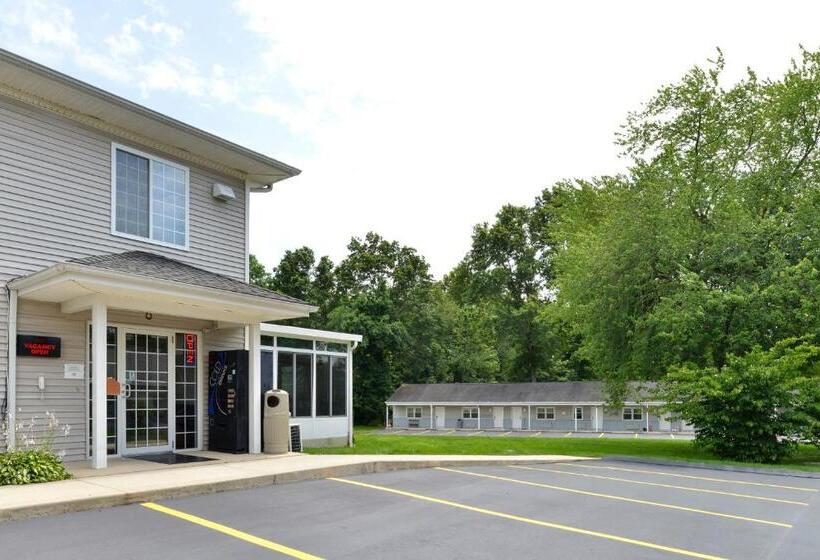 Otel Tower Inn And Suites Of Guilford / Madison